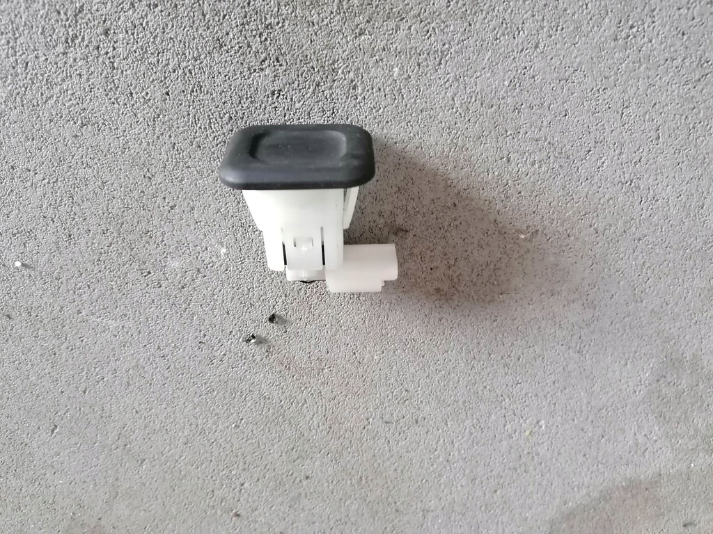 фото №1, Citroen c4 ii grand picasso кнопка крышки задняя