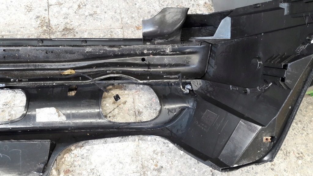 Бампер задній bmw x5 e53 чорний Ціна