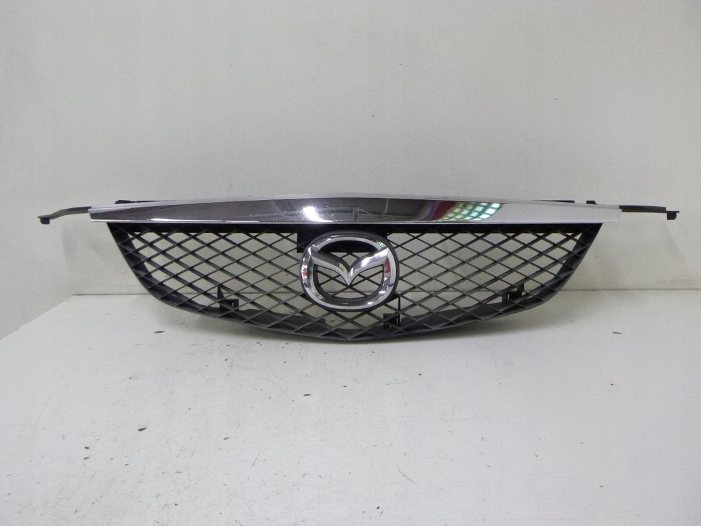 фото №1, Решётка радиатора решётка радиатора mazda premacy 2002 r.