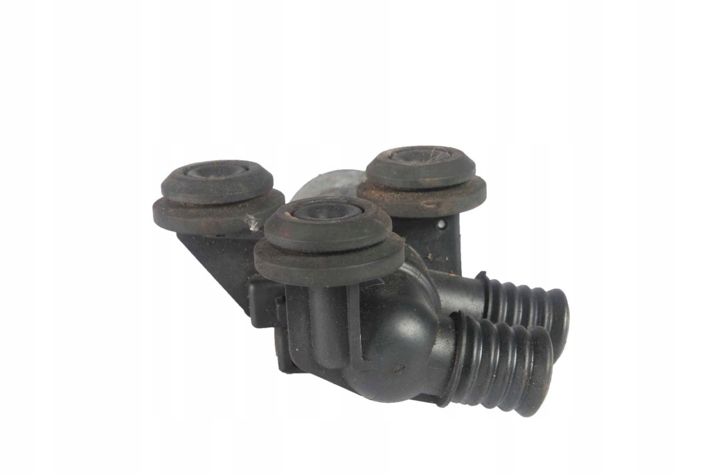 Bmw e39 e46 e83 x3 m47 m57 m52 m54 клапан электроклапан воды 8369805 с Разборки