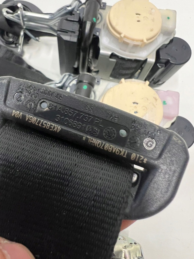 фото №12, Audi q4 e-tron подушка безопасности ремни безопасности 4x kompl