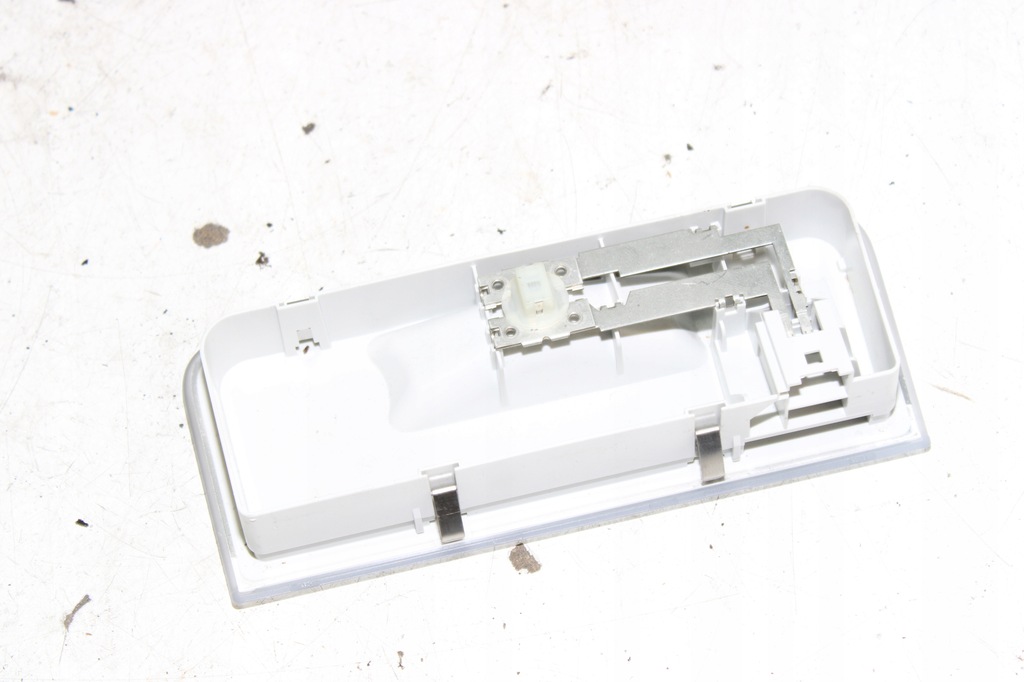 фото №4, Освещение лампа кабины bmw 1 e87 e81 6951252