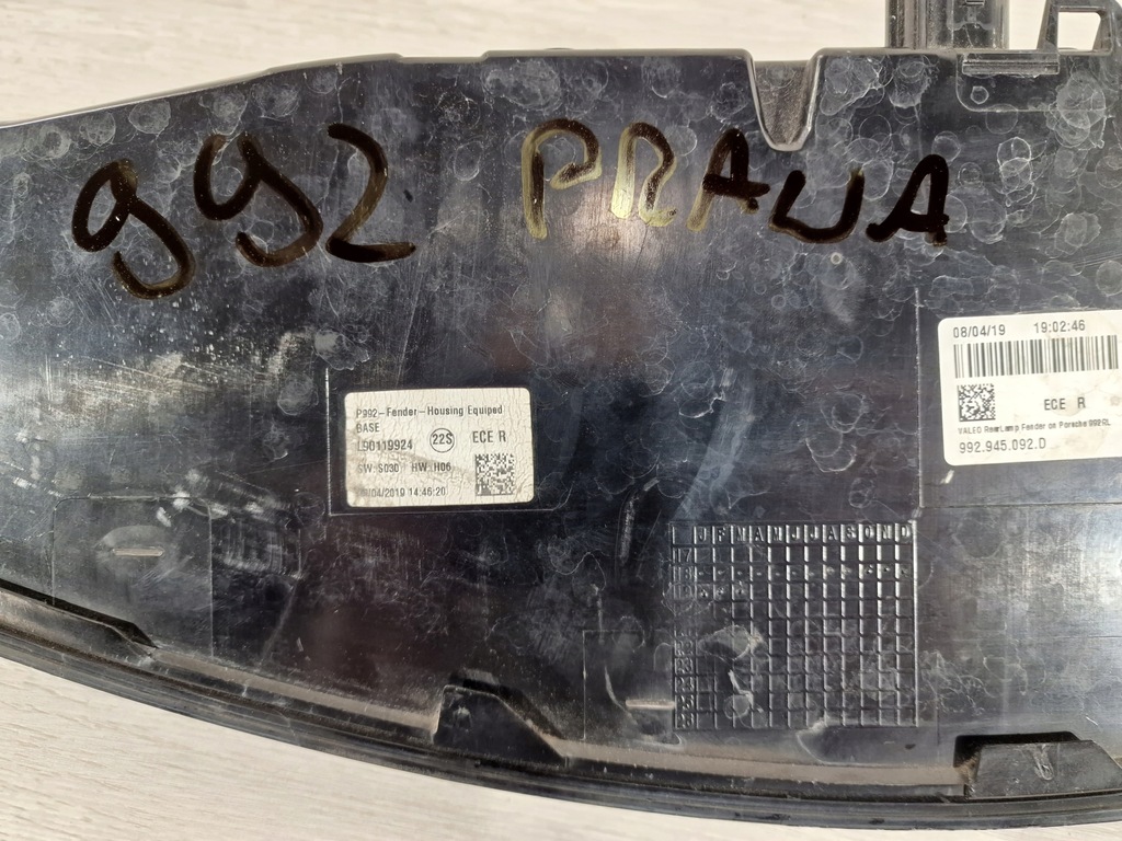 фото №7, Porsche 911 992 19- лампа led правая задняя europa