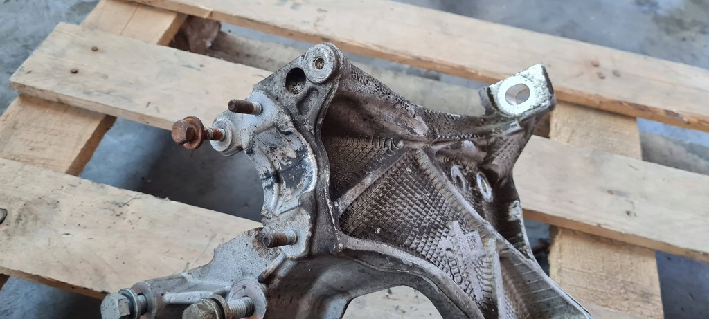 фото №13, S4 b9 8w a4 кронштейн кронштейн кронштейн подрамник левая левый перед 8w0399295e s5 8w