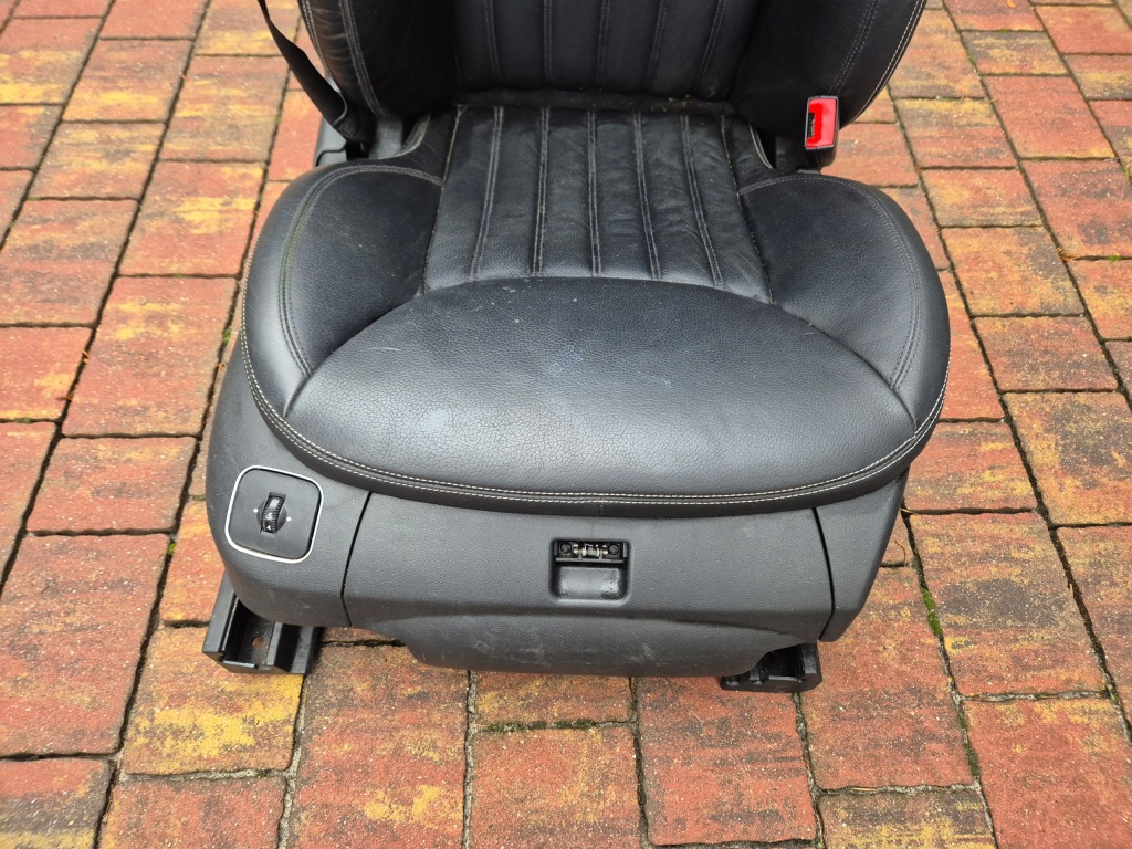 Сидіння правий mercedes sl r230 lift Ціна