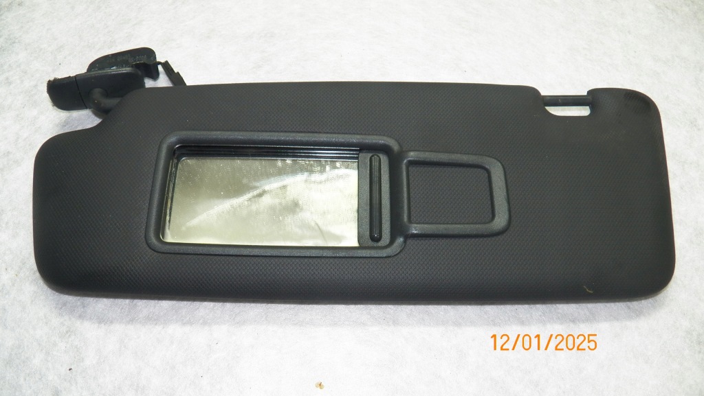 фото №1, Козырёк защита солнцезащитная левая audi q5 8r a4 b8 8k0857551 чёрный