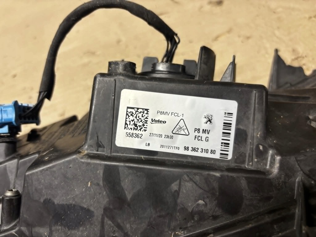 Лампа левая drl led peugeot 3008 ii 5008 ii lift 9836231080 Доставка