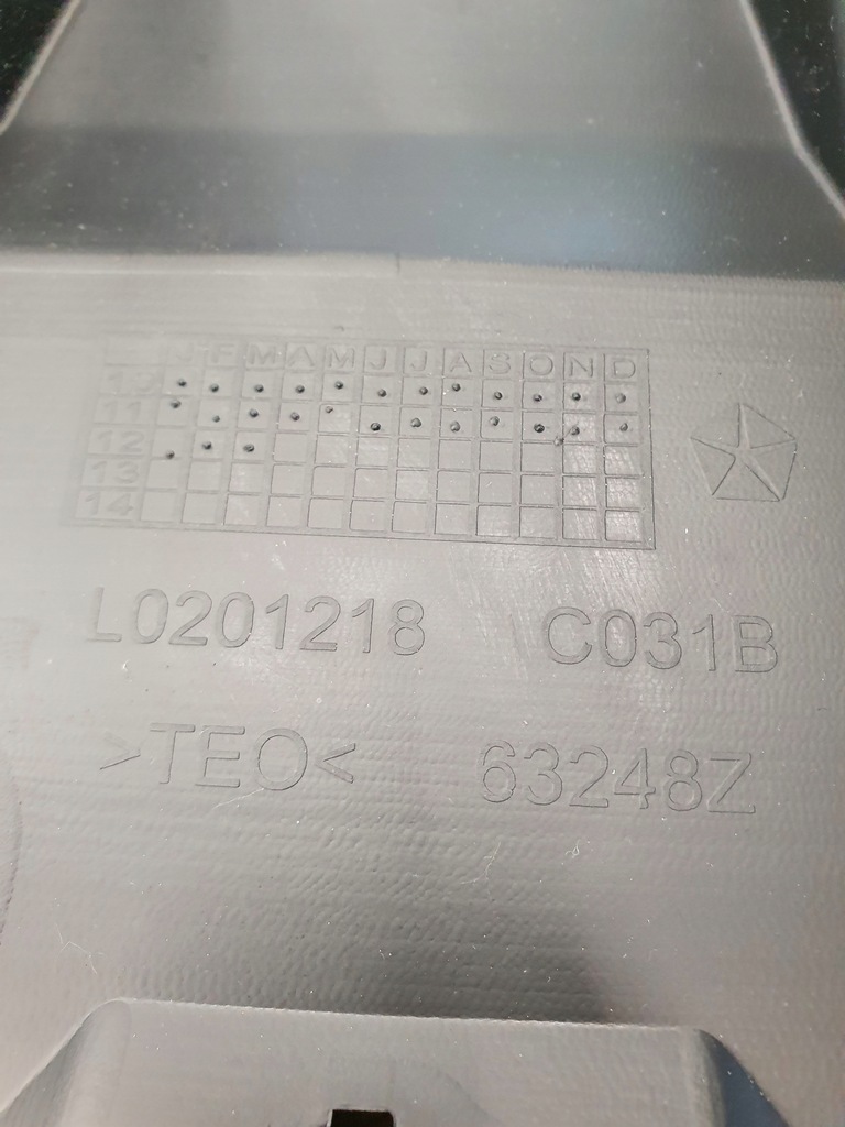 фото №9, Chrysler town & country 2015 каркас панели приборная панель