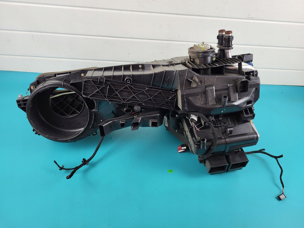 фото №12, Audi a3 8p 05r nagrrzewnica кліматронік 8p1820003c europa