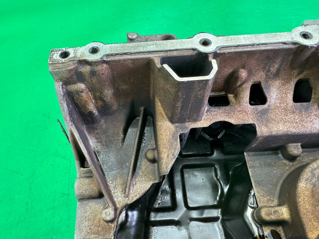 Піддон піддон масляна картер 110171658r renault megane 3 3 1.2 tce 08- Київ