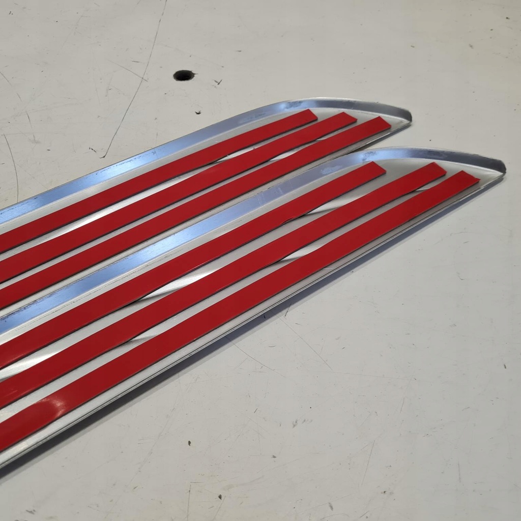 фото №7, Mitsubishi grandis накладки накладки пороговые оригинальный номер mz313071