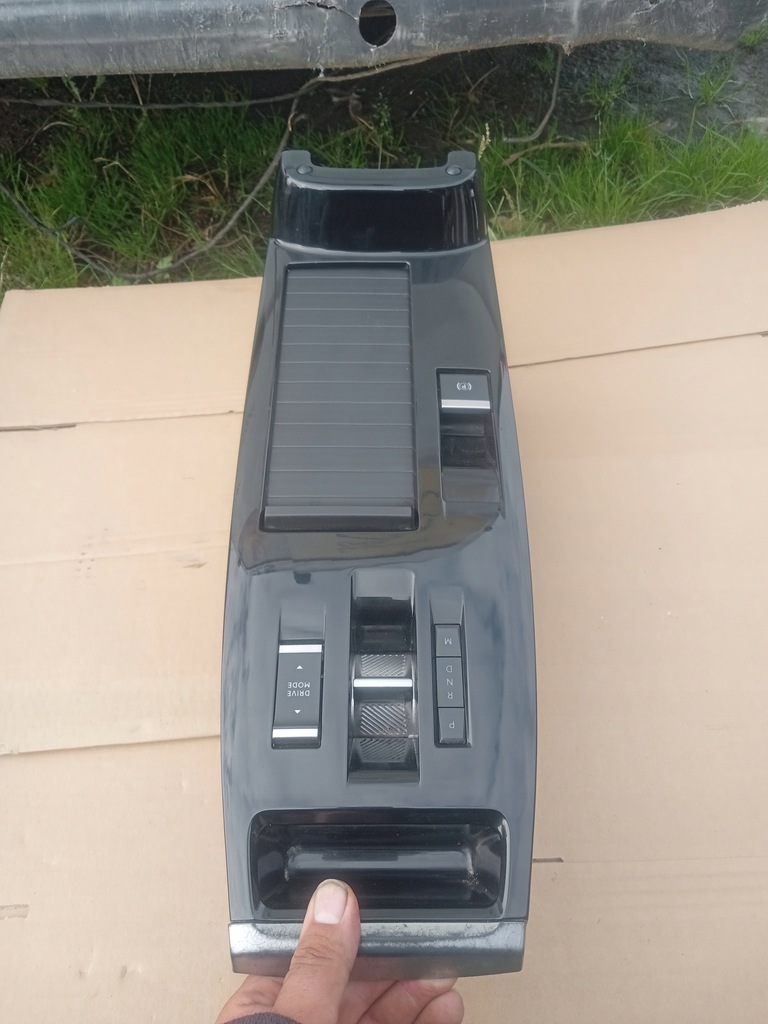 фото №9, Citroen c4 iii тунель середній підлокітник europa