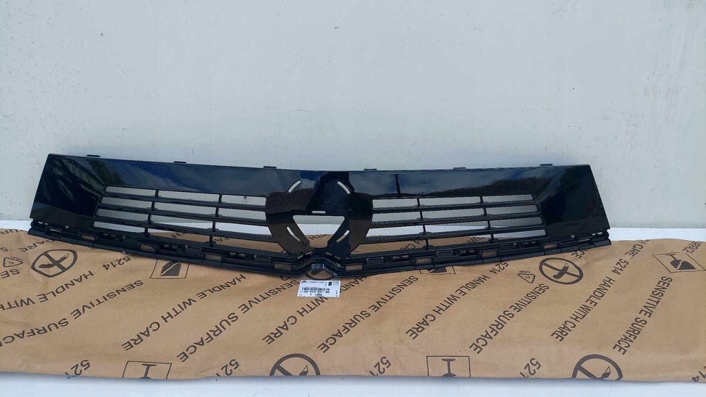 фото №1, Opel astra l 22- решётка радиатора решётка радиатора бампера перед nowa оригинальный номер 3071