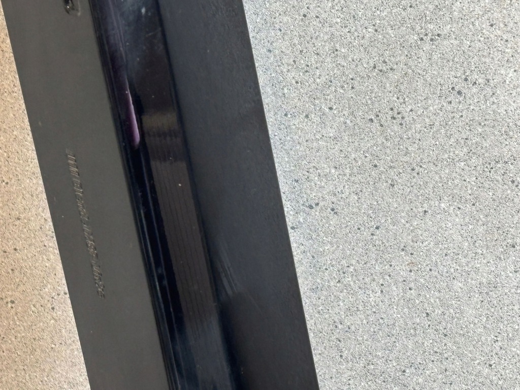 Накладка поріг перед сторона ліва bmw x1 u11 9881951 Зі Шроту