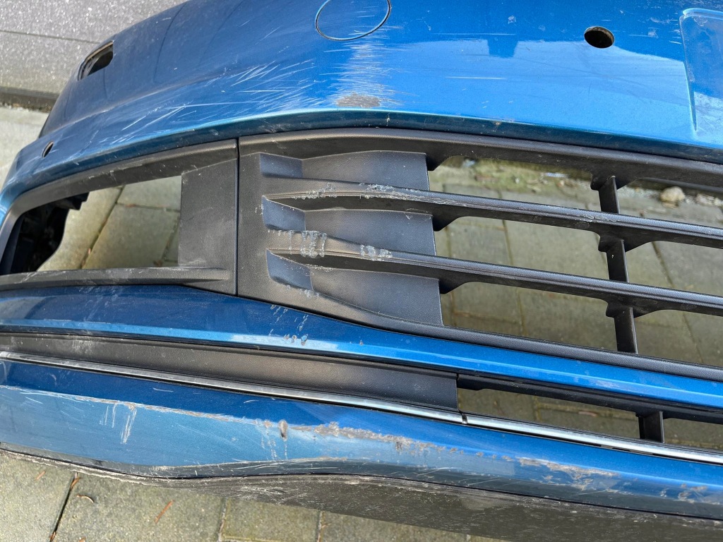 фото №8, Бампер перед vw touran 5ta омивачі 6x pdc