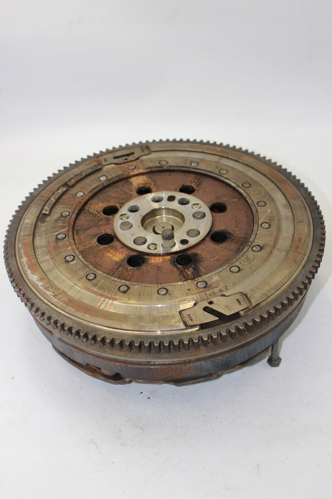 Купити Bmw f30 зчеплення повний двомасовий маховик b48