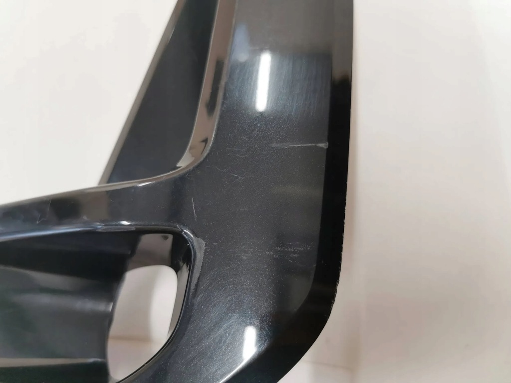 фото №13, Решётка бампера передний toyota hilux левая 808.