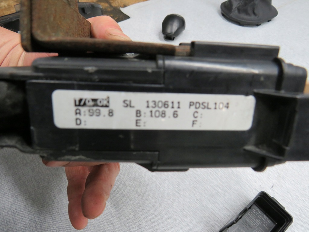 фото №8, Kia sportage iii 2.0 crdi коробка предохранителей