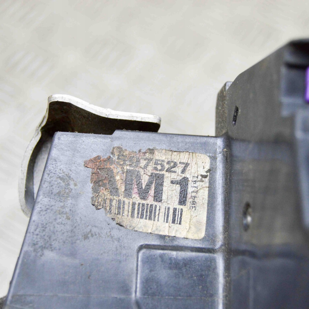 фото №8, Замок левых передних дверь opel insignia b grand sport z18