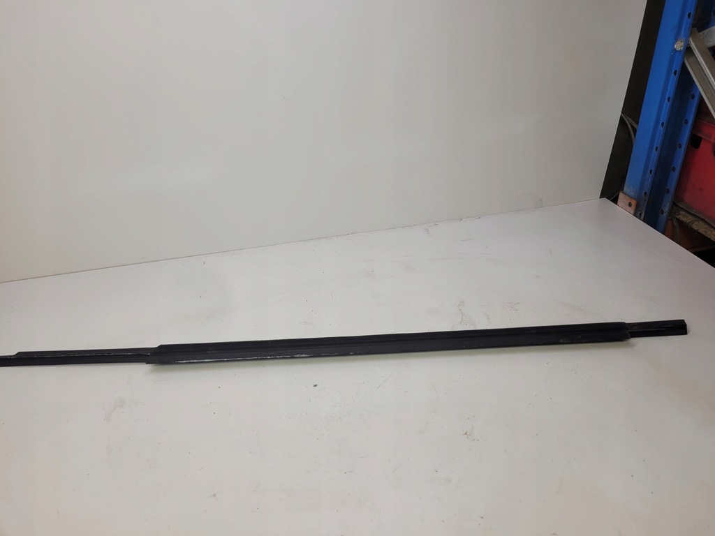 фото №5, Молдинг mat дверь audi q5 8r правый перед 8r0837478c