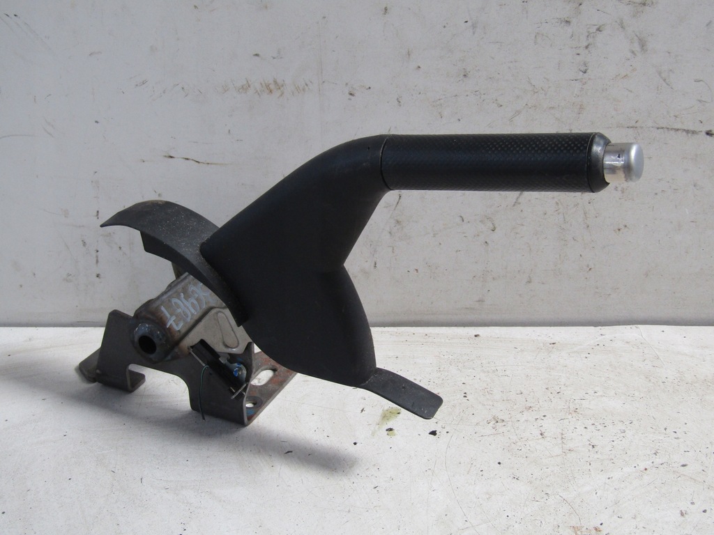 фото №1, Mazda 3 iii важіль гальма ручного