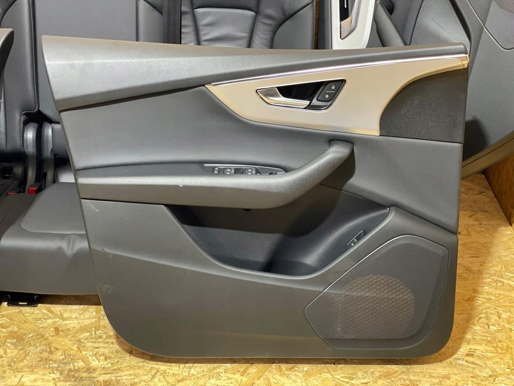 фото №12, Сидіння сидіння заднє сидіння обшивки audi q8 4m8 шкіра