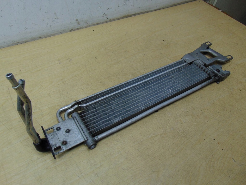 фото №5, Радиатор масла mercedes w204 w212 a2045001001