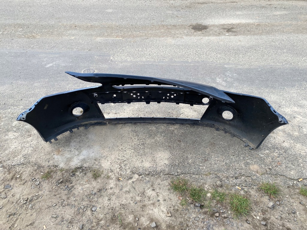 Renault clio 3 рестайлинг  бампер перед 8200799935 оригинал Доставка