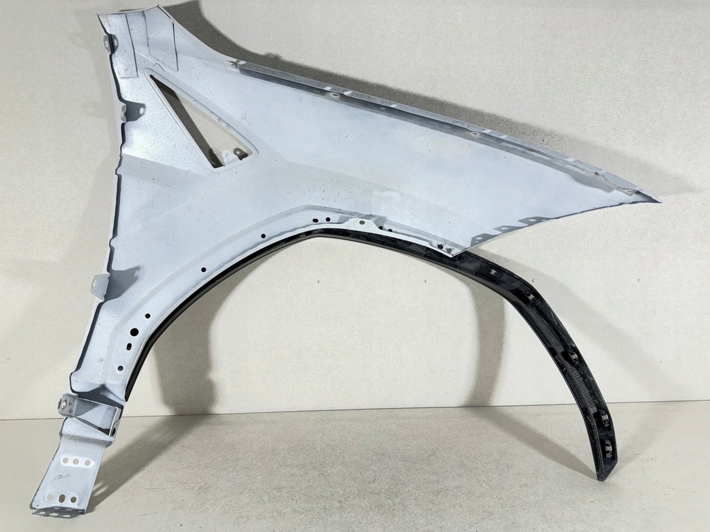 фото №13, Lamborghini urus крила + карбон лівий перед передній