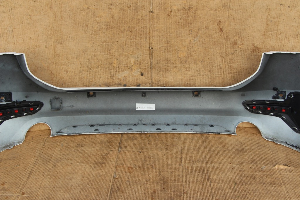 Комплект  bmw 3 g21 бампер задні задній basis sport line +ґрати колір a300 17-22 Оригінал