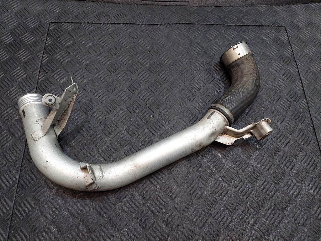 фото №5, Труба шланг повітрозабірник повітря 31370288 31657743 volvo xc70 ii 2.4 d