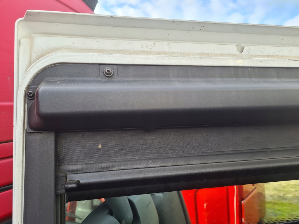 фото №3, Шторка электрическая жалюзи левая renault magnum dxi lift vega