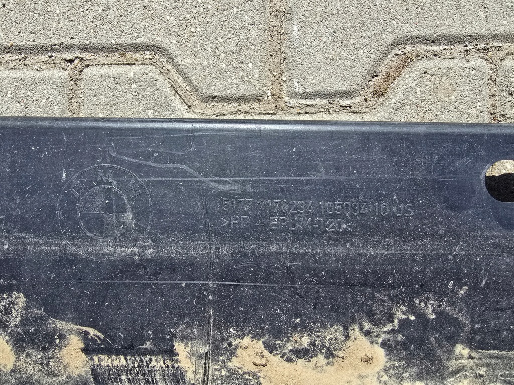 Молдинг порог правая  bmw x6 e71 e72 7176234 Доставка