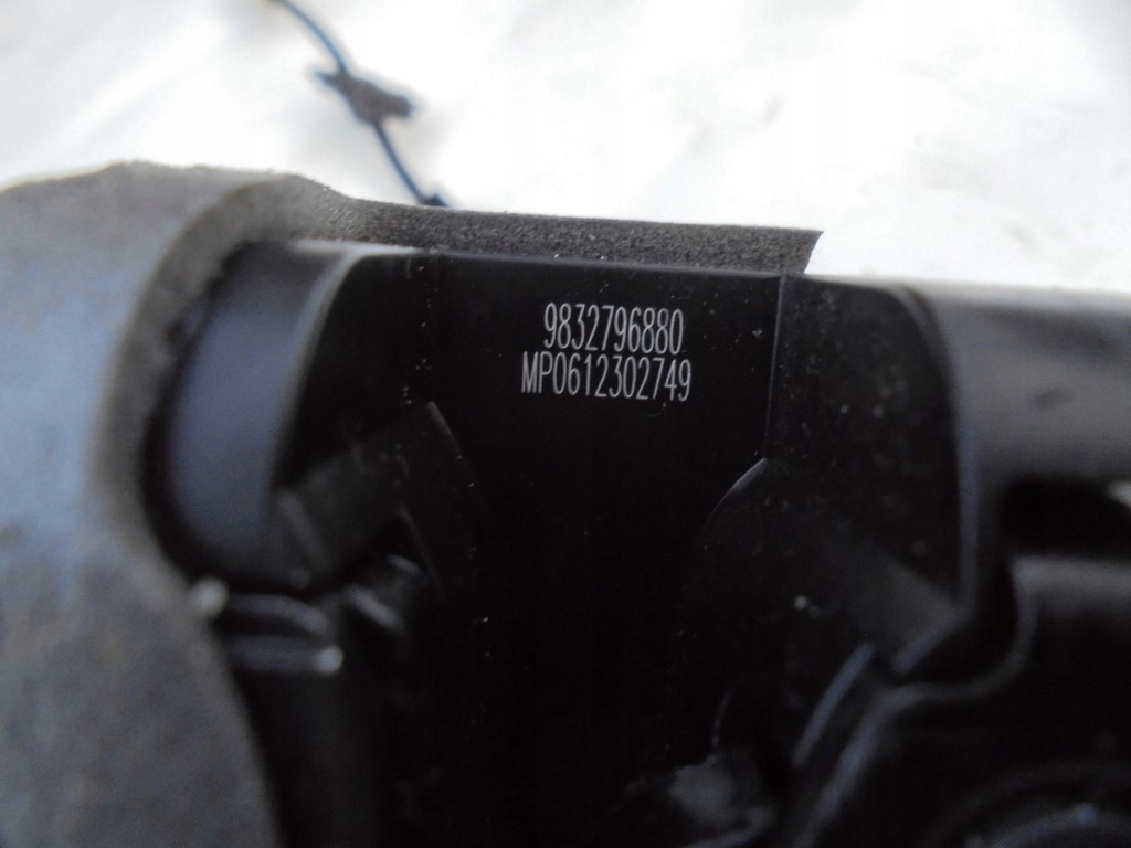 фото №7, Замок дверь левый перед citroen e-c4 c4 3 iii 23r. 9832796880