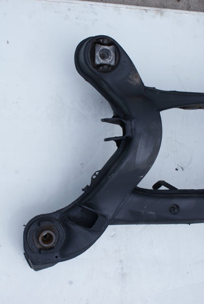 фото №8, Mercedes w203 c-klasa подрамник подрамник задние odnowione задняя задняя