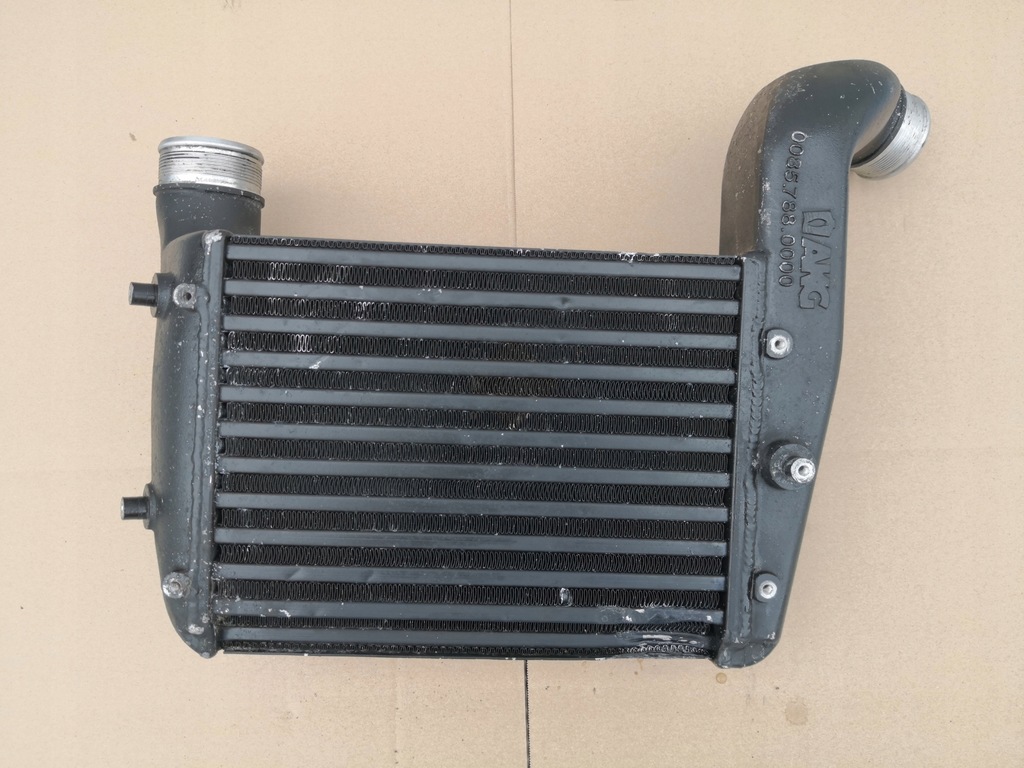 фото №6, Audi rs6 a6 4f0 інтеркулер радіатор 07l145805a
