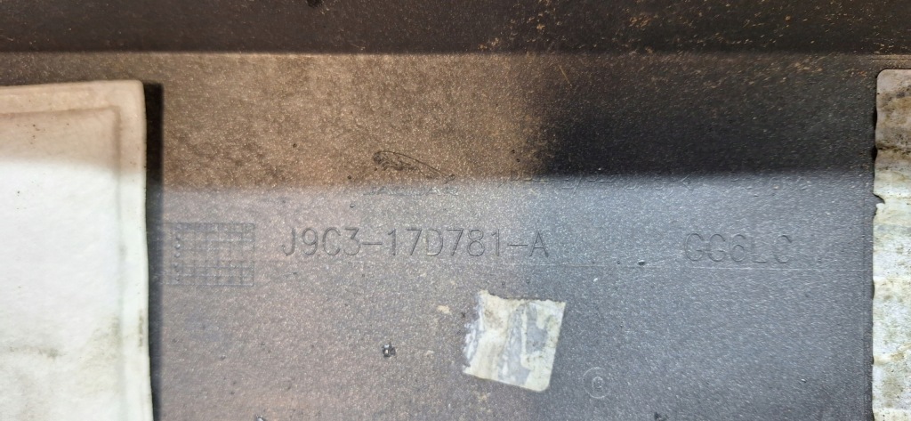 фото №13, Jaguar e-pace x540 бампер задня задній j9c3-17d781-a