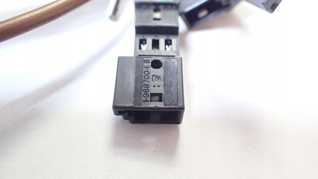 фото №8, Nowa джгут фаркоп audi a4 8w + кнопка + модуль