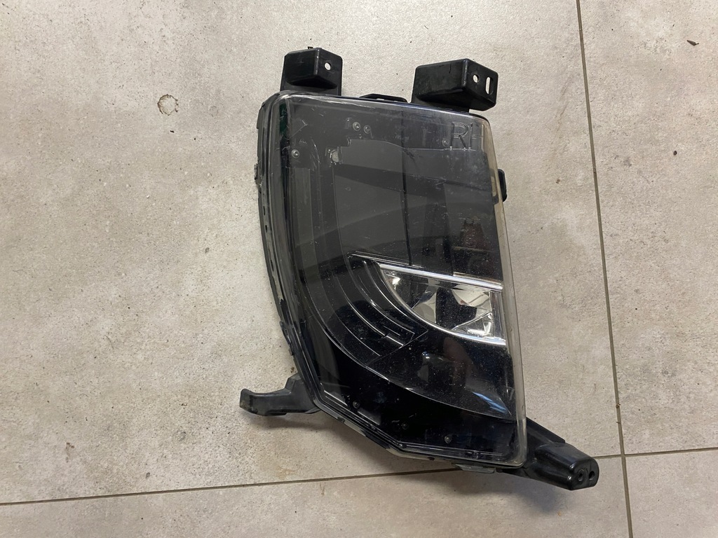 фото №1, Tesla s протитуманна фара правий перед