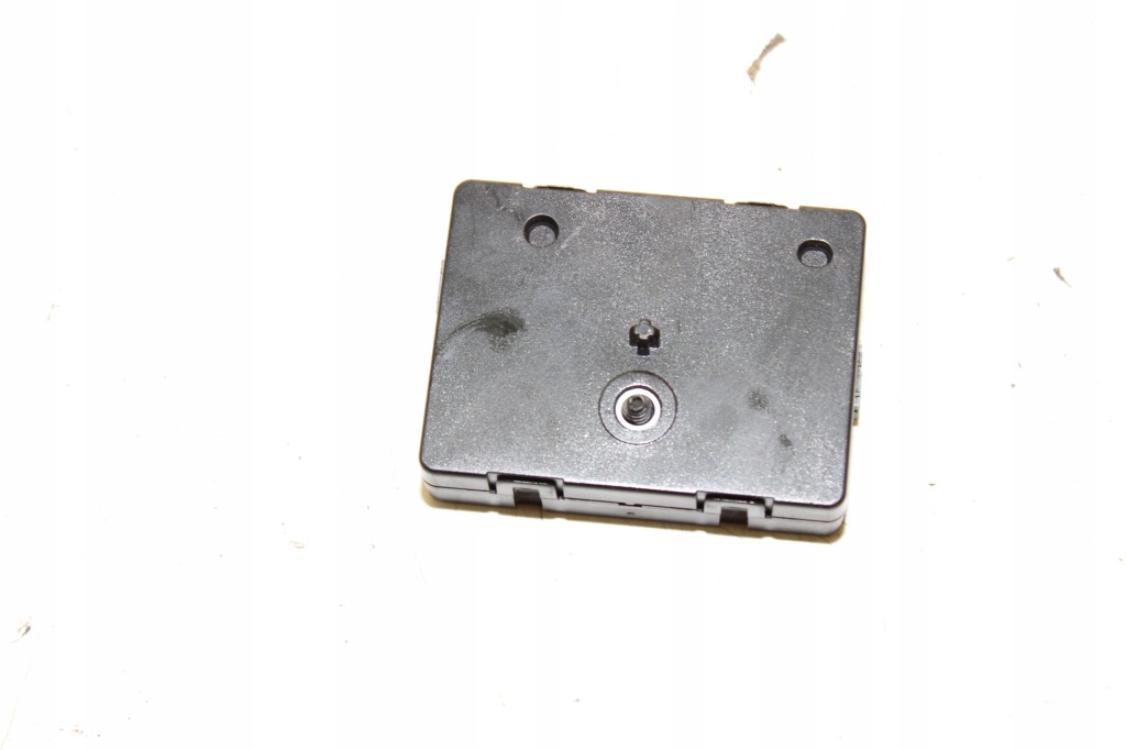 фото №4, Модуль блок управления фильтр помехоподавляющий 9226888 bmw 1 f20 11r антенна