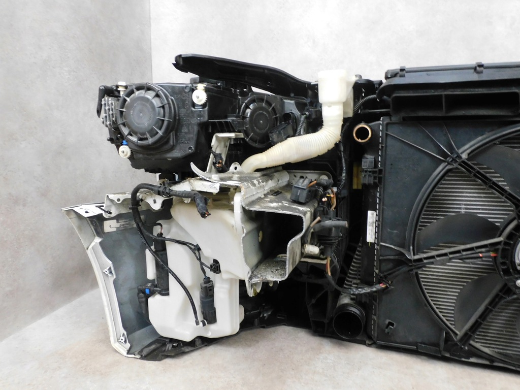 фото №13, Audi a3 8v 8v5 sedan kompletny перед бампер лампи капот pas ксенон