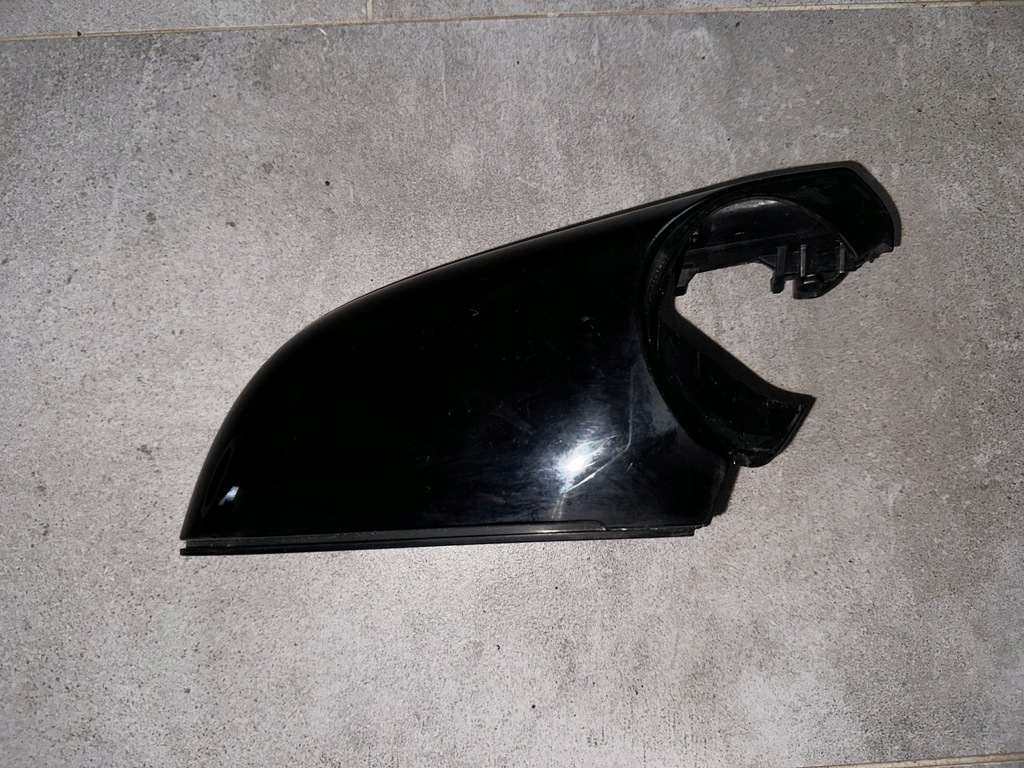 фото №1, Нижняя корпус зеркало правая bmw f20 f21