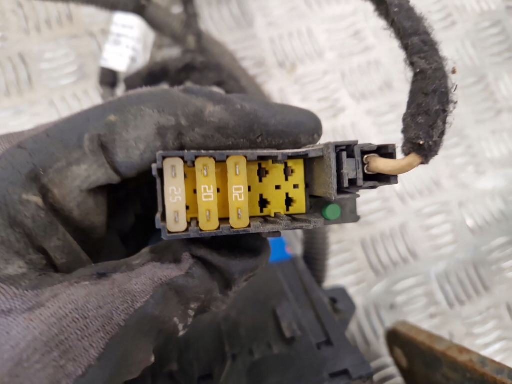 Peugeot expert 2018 фаркоп  буксировочный / комплект с Разборки