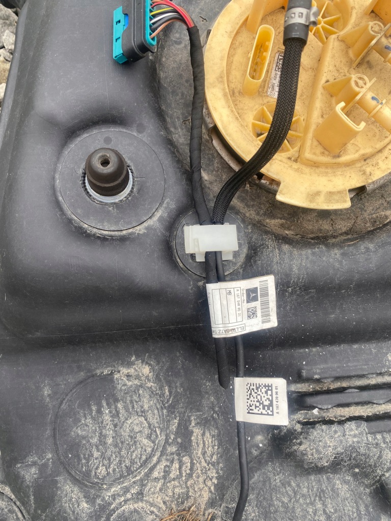 фото №10, Mercedes gls w167 400d бак bak топлива a1674705200