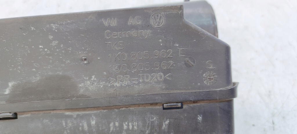 фото №6, Впуск воздуховод воздуха audi a3 8p 1k0805971c 1k0805962e