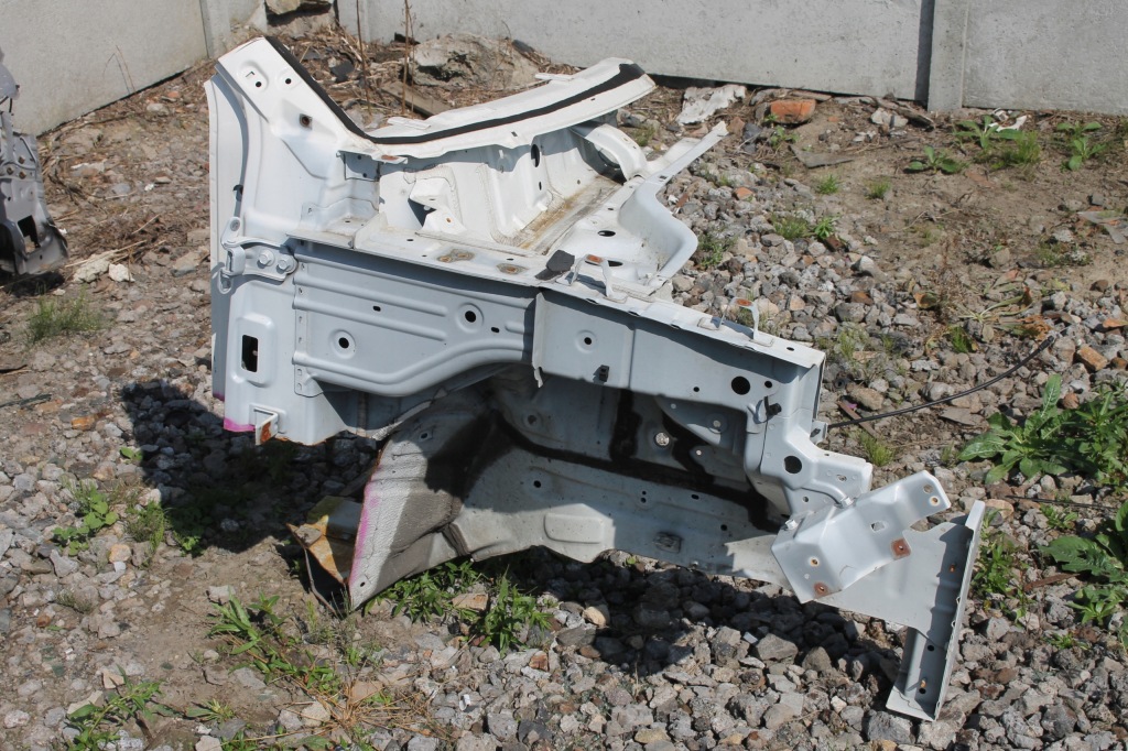 фото №2, Четверть правый перед подкрылок ssangyong tivoli