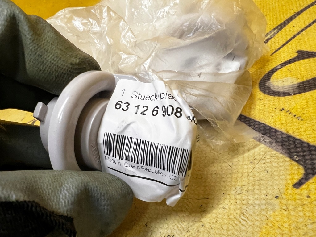 фото №4, Цоколь разъём лампочка поворотник фара bmw 5 e39 mini r50 r52 r53