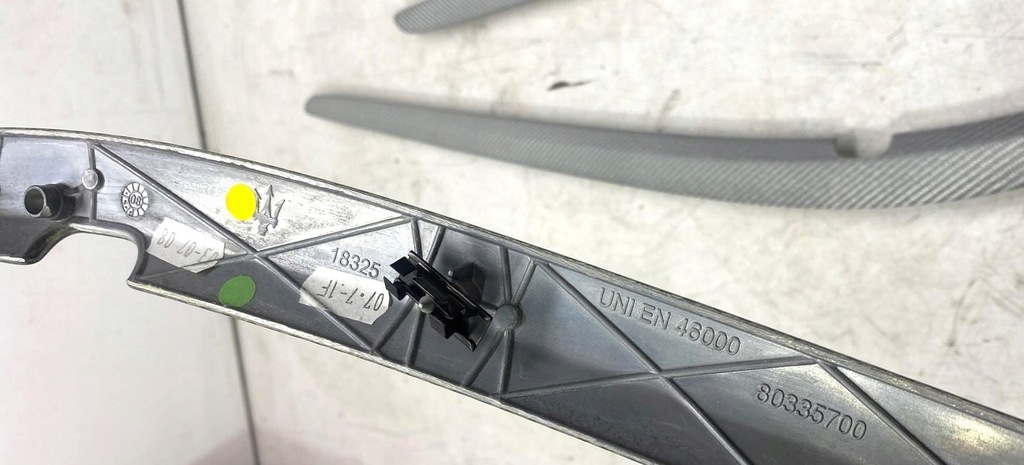 фото №7, Maserati granturismo молдинг дверь обшивка dekor обивка карбон