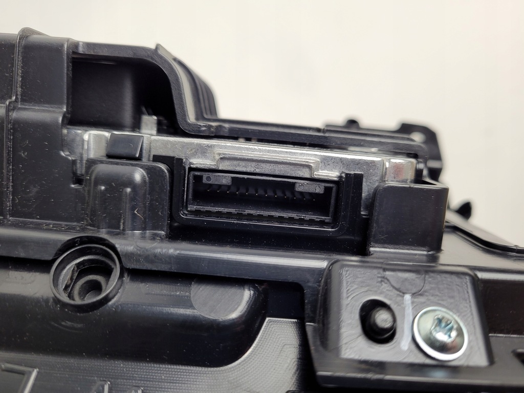 фото №9, Hyundai tuscon консоль зарядное устройство индукционная 846t1-n7100 84632-n7102 oryg.