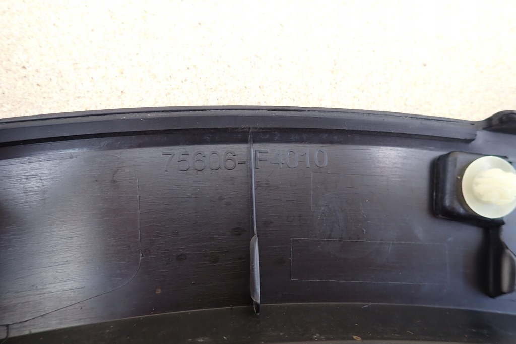 фото №15, Toyota chr ch-r 16- молдинг крыла левый задняя c-hr